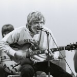 Tages här några av de sista bilderna från
Anders Töpel i fullt ös
Foto Hans Sidén | Copyright Henrik Hagberg | Tages.nu