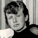 Tages
Här Anders Töpel
foto Tomas Töpel Copyright @ All Rights Reserved.