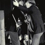 Tages
Kunde inte låta bli.....
Bilden talar för sig själv