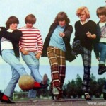 Tages
Alltis lika glada för att få sparka boll