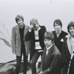 Tages
Det var snarligt så vi tar detta också:. Anders som fotograf. Vi fortsätter med foton från Göteborg 1967 med Tommy, Lasse, Danne, Anders och Göran
Foto Hans Sidén | Copyright Henrik Hagberg | Tages.nu med Goran Lagerberg och Lasse Svensson.