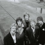 Tages Här med lite utandnings test, från Göteborgs Norra hamn med nya trummisen Lasse Svensson, foto Hans Sidén
Foto Hans Sidén | Copyright Henrik Hagberg | Tages.nu