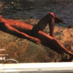 Tages
Lasse pressar nere i Andalen Torslanda vid mitt sommar ställe 1968-69 foton för senaste LP:en, Lilac Years Tages/Blond