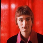 Tages
Inte så ofta som vi har funnit färgfoton och speciellt inte med denna mannen: Tommy Tausis
Foto Hans Sidén | Copyright Henrik Hagberg | Tages.nu