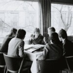 Tages
Intervju på huvudrestaurangen Liseberg. Göran, Freddie, Tommy, Anders, Danne.
Kan det vara Carl Eivar?