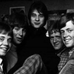 Tages
Med nya trummisen Lasse Svensson på kontoret i Göteborg