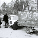 Tages
första släpvagn? Resan till Stockholm med fördröjning..
Lars Fryklund;Freddie Skantze
Foto Hans Sidén | Copyright Henrik Hagberg |