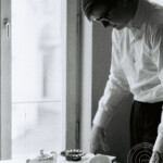 Tages 24-08-2019
God Morgon till en förväntansfull varm sommarhelg!
Finns inte så många fotonpå de som arbetade runt Tagarna. Frukosten är serverad på Foresta Hotel för Lars Fryklund, dåvarande manager början av 1965.
Foto Hans Sidén | Copyright Henrik Hagberg | Tages.nu