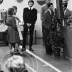 Tages
Dagens Hushåll Svenska Mässan 1964. Nyblivna Vinnare av Västkusten Beatles. Tommy Blom med några intresserade flickor
Foto Lennart Lundin | Copyright Henrik Hagberg |